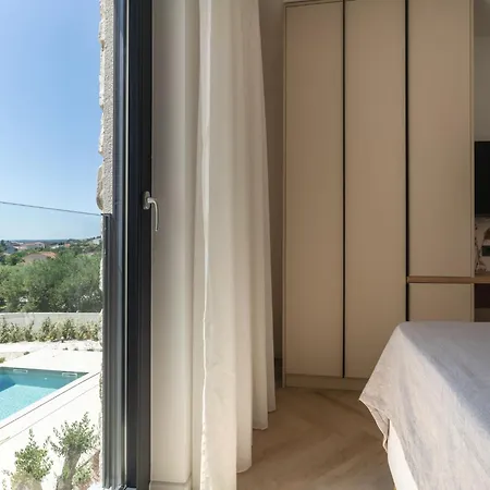 Orkula By Interhome Rab Town